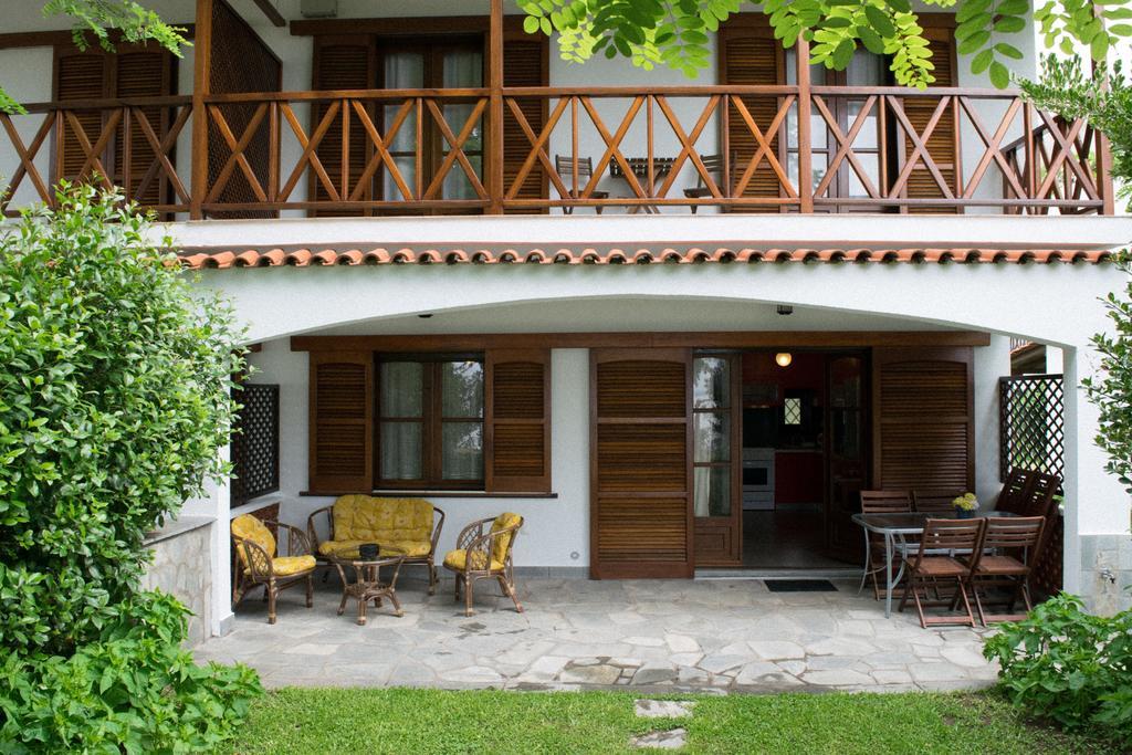 Mikiverna Houses By Miltiadis Kalyves Polygyrou الغرفة الصورة